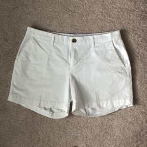Old Navy Mid-Rise White Jean Shorts for Women